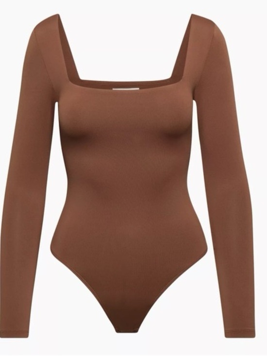 Aritzia Tops - Aritzia Contour Long Sleeve Square Neck Bodysuit in Brown size M